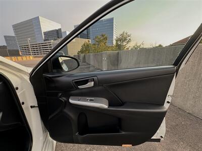 2014 Toyota Camry SE Sport   - Photo 34 - Austin, TX 78752