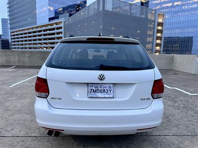 2011 Volkswagen Jetta SportWagen S   - Photo 10 - Austin, TX 78752