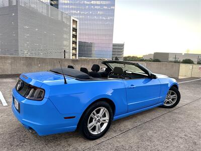 2014 Ford Mustang V6   - Photo 6 - Austin, TX 78752