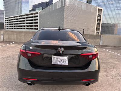 2017 Alfa Romeo Giulia AWD   - Photo 10 - Austin, TX 78752