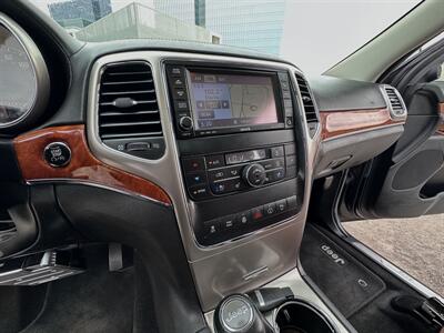 2013 Jeep Grand Cherokee Overland   - Photo 25 - Austin, TX 78752