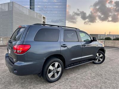 2008 Toyota Sequoia SR5   - Photo 6 - Austin, TX 78752