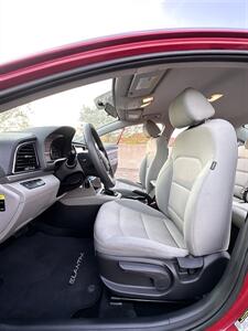 2017 Hyundai ELANTRA SE   - Photo 12 - Austin, TX 78752