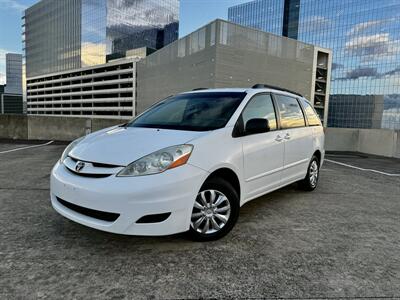 2010 Toyota Sienna CE 7-Passenger   - Photo 1 - Austin, TX 78752