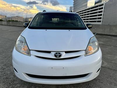 2010 Toyota Sienna CE 7-Passenger   - Photo 10 - Austin, TX 78752