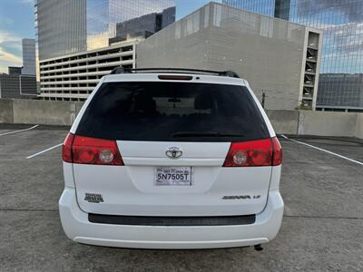 2010 Toyota Sienna CE 7-Passenger   - Photo 9 - Austin, TX 78752