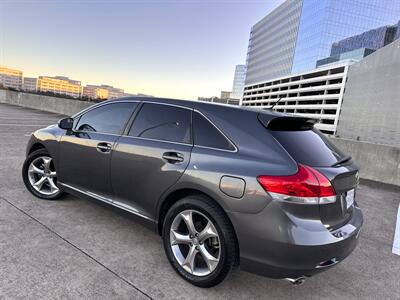 2012 Toyota Venza LE   - Photo 8 - Austin, TX 78752