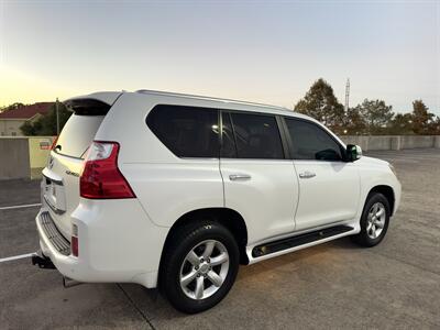 2011 Lexus GX 460   - Photo 6 - Austin, TX 78752