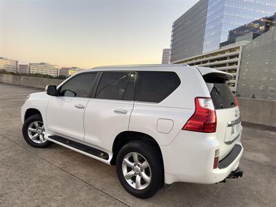 2011 Lexus GX 460   - Photo 7 - Austin, TX 78752