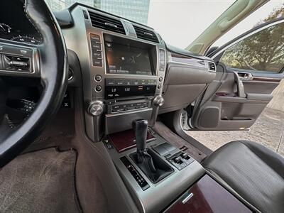 2011 Lexus GX 460   - Photo 27 - Austin, TX 78752