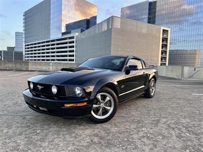 2005 Ford Mustang GT Deluxe   - Photo 1 - Austin, TX 78752