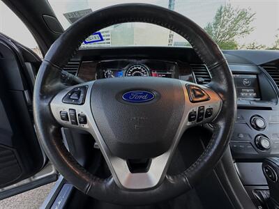 2015 Ford Taurus Limited   - Photo 28 - Austin, TX 78752