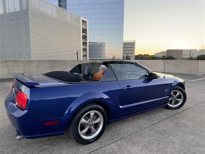 2005 Ford Mustang GT Deluxe   - Photo 5 - Austin, TX 78752