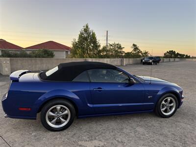 2005 Ford Mustang GT Deluxe   - Photo 11 - Austin, TX 78752