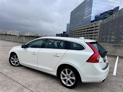 2016 Volvo V60 T5 Drive-E Premier   - Photo 5 - Austin, TX 78752