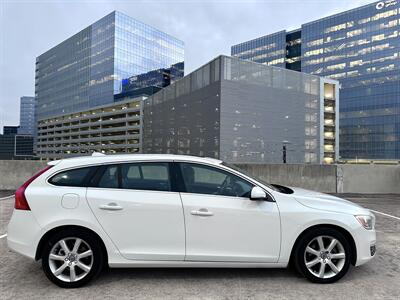 2016 Volvo V60 T5 Drive-E Premier   - Photo 8 - Austin, TX 78752