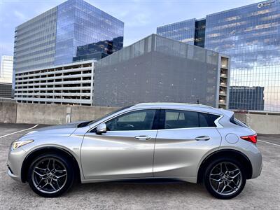 2017 INFINITI QX30   - Photo 7 - Austin, TX 78752