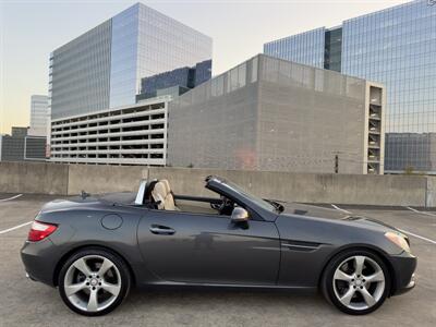 2012 Mercedes-Benz SLK SLK 350   - Photo 8 - Austin, TX 78752