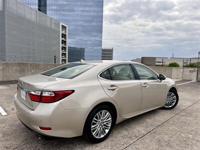 2013 Lexus ES 350   - Photo 7 - Austin, TX 78752