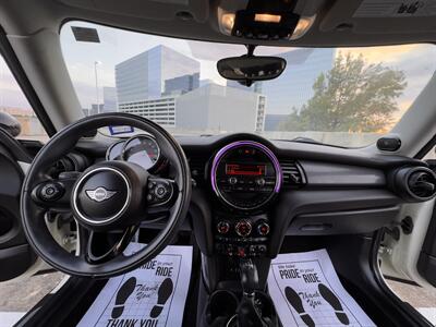 2015 MINI Hardtop 2 Door Cooper   - Photo 33 - Austin, TX 78752