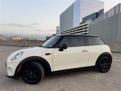 2015 MINI Hardtop 2 Door Cooper   - Photo 2 - Austin, TX 78752