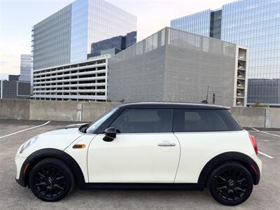 2015 MINI Hardtop 2 Door Cooper   - Photo 5 - Austin, TX 78752