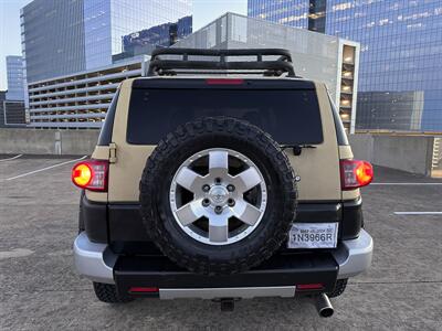 2007 Toyota FJ Cruiser   - Photo 10 - Austin, TX 78752