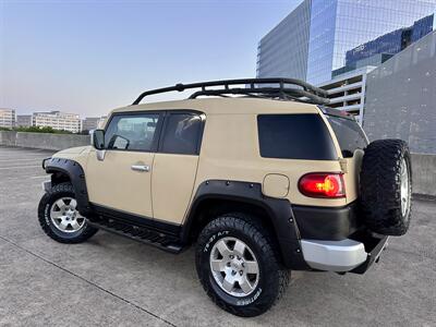 2007 Toyota FJ Cruiser   - Photo 5 - Austin, TX 78752