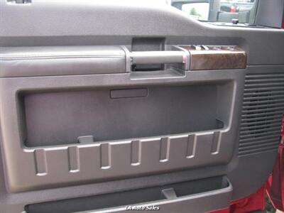 2013 Ford F-250 Super Duty Platinum   - Photo 22 - Monroe, LA 71201