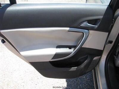 2011 Buick Regal CXL 4dr Sedan w/RL1 (CAN)   - Photo 14 - Monroe, LA 71201