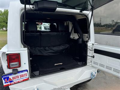 2015 Jeep Wrangler Unlimited Sahara   - Photo 9 - Monroe, LA 71201