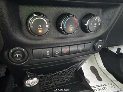 2015 Jeep Wrangler Unlimited Sahara   - Photo 17 - Monroe, LA 71201