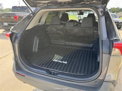 2022 Toyota RAV4 Hybrid LE - Photo 9 - Monroe, LA 71201