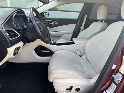 2015 Chrysler 200 Limited - Photo 14 - Monroe, LA 71201