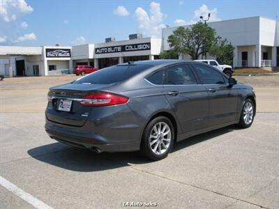 2017 Ford Fusion SE   - Photo 3 - Monroe, LA 71201