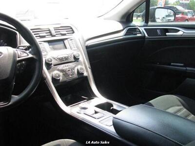 2017 Ford Fusion SE 4dr Sedan   - Photo 14 - Monroe, LA 71201