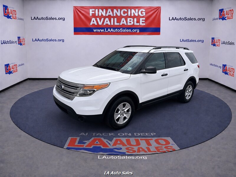2014 Ford Explorer Base's photo