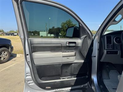 2010 Toyota Tundra SR5 - Photo 15 - Monroe, LA 71201