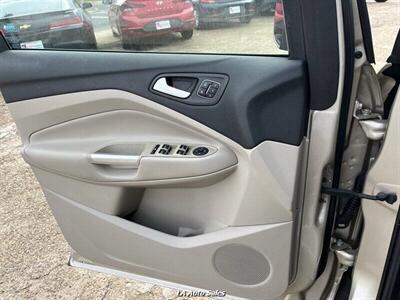 2017 Ford Escape Titanium 4dr SUV   - Photo 12 - Monroe, LA 71201