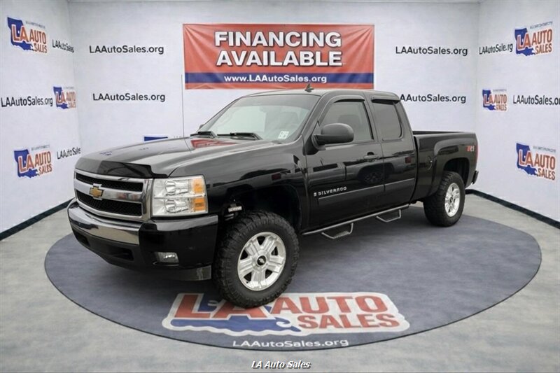 2007 Chevrolet Silverado 1500 LT1 4dr Extended Cab 4WD 5.8 ft. SB   - Photo 1 - Monroe, LA 71201