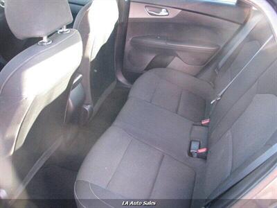 2020 Kia Forte LXS 4dr Sedan - Photo 10 - Monroe, LA 71201