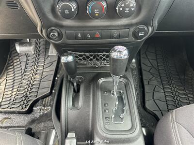 2013 Jeep Wrangler Sahara   - Photo 16 - Monroe, LA 71201