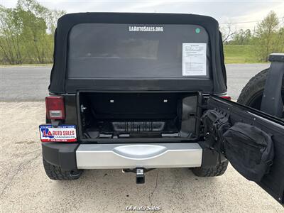 2013 Jeep Wrangler Sahara   - Photo 9 - Monroe, LA 71201