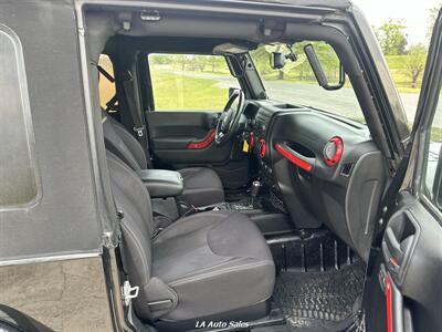 2013 Jeep Wrangler Sahara   - Photo 10 - Monroe, LA 71201