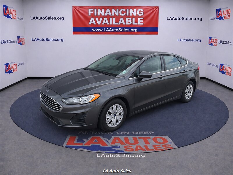 2019 Ford Fusion S FWD's photo