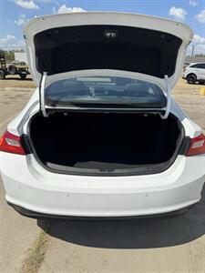 2024 Chevrolet Malibu LT - Photo 9 - Monroe, LA 71201