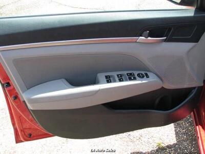 2020 Hyundai ELANTRA SEL 4dr Sedan   - Photo 15 - Monroe, LA 71201