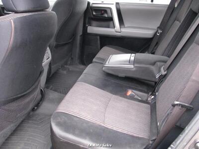 2011 Toyota 4Runner SR5   - Photo 11 - Monroe, LA 71201