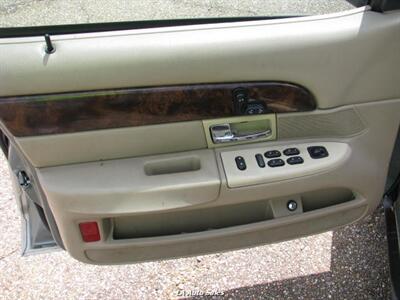 2006 Mercury Grand Marquis GS   - Photo 23 - West Monroe, LA 71225