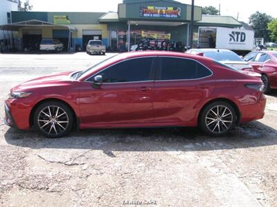 2024 Toyota Camry SE Nightshade   - Photo 7 - Monroe, LA 71201